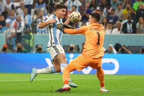 【W杯】アルゼンチンのPK判定で賛否　元代表の名手ら論争「PKとは思わない」「正しい判断」