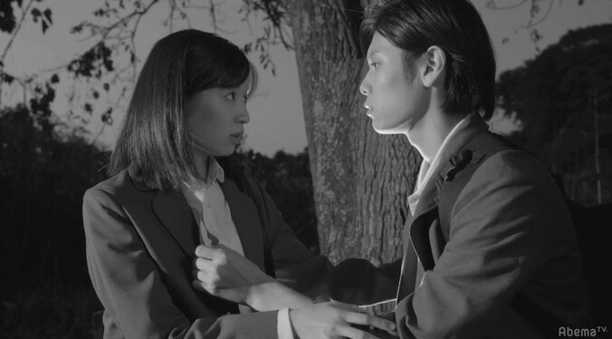 相楽樹が『やれたかも委員会』に登場！制服姿で“足揉み”されるなどレアシーン続出 8枚目