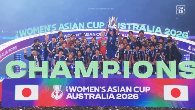 なでしこジャパンの“優勝コント”でまさかの事態！？「のりさんに教えてあげて（笑）」“森脇芸”に「新喜劇きた」「W杯でもやって」【女子アジア杯】 3枚目