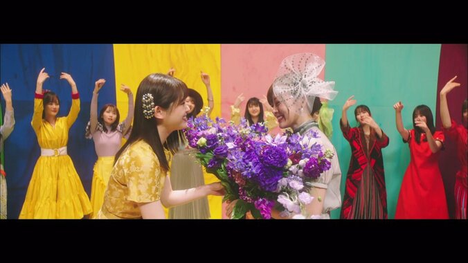 乃木坂46の新シングル『しあわせの保護色』 MVが公開 4枚目