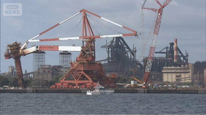 川崎・JFE製鉄所　400トン落下事故から2週間…未だ行方不明者の捜索続く 1枚目