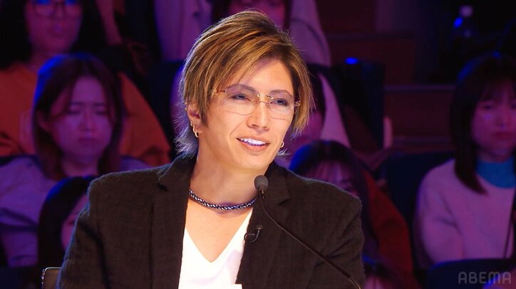 カミングアウトがきっかけでいじめに遭い自殺未遂…32歳男性が「本当の自分」をさらけ出す高音ボイスにGACKT感動