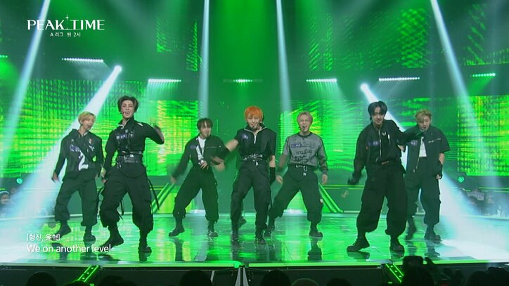 「3分30秒で評価される、切実だろ？」“崖っぷち”K-POPアイドルの新しいパフォーマンスに審査員の評価は？