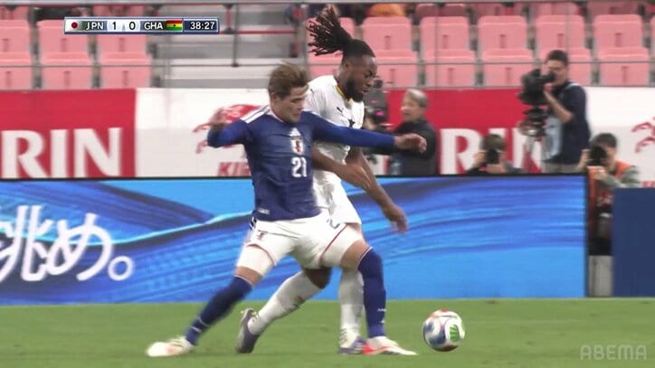 【映像】別次元の豪速タックル