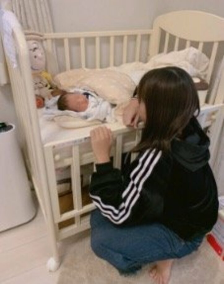 辻希美、第4子との再会にメロメロな子どもたちの様子を公開「名前を呼びながらiPadで撮影大会」