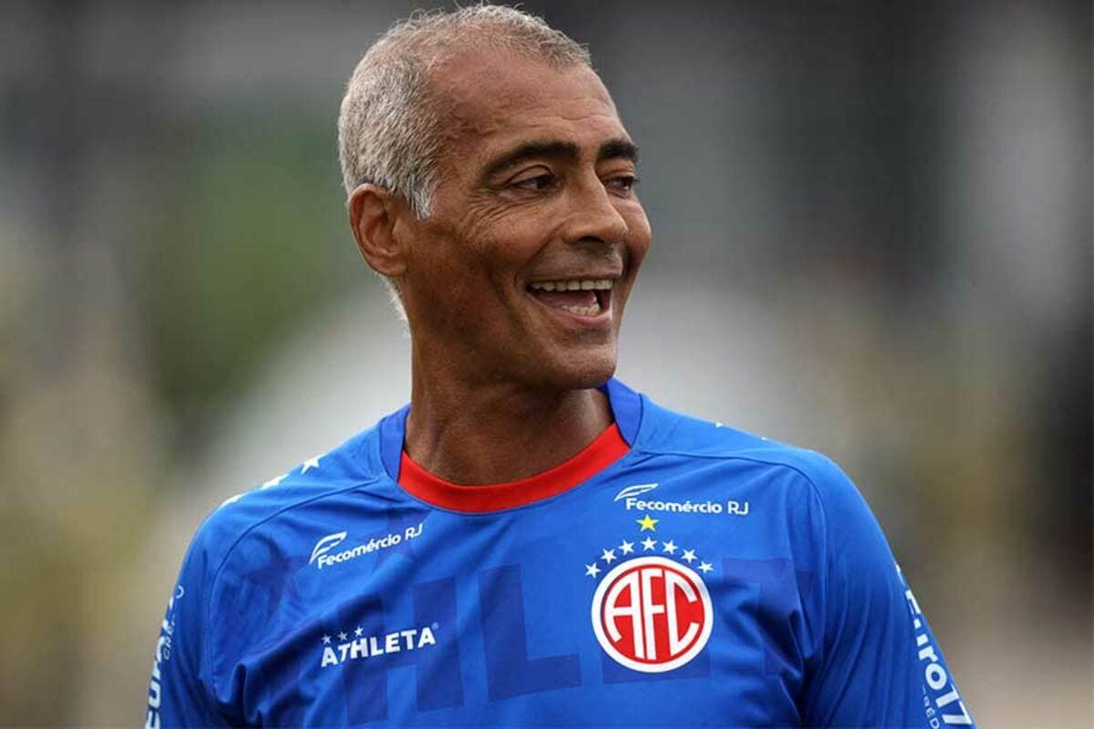 現役復帰の58歳ロマーリオ、トレーニング開始の“歴史的瞬間”に海外注目