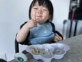 あいのり・桃、長男の食事中の様子を公開し「可愛すぎて悶絶」「いい食べっぷり」の声 