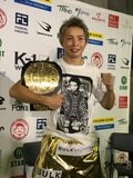 久保優太、引退覚悟からの復活優勝&全力ファイトでハートを鷲掴み!モハン・ドラゴン…涙、ドラマだらけだったK-1初代ウェルター級王座決定トーナメント