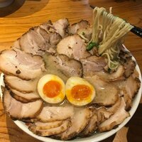 もえのあずき ラーメン屋で大食い ユーチューバーのようなトッピング試す「チャーシュー48枚盛り!」