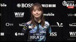 アガれないんだよ～！役なしテンパイの美人雀士、アガリ牌打たれた直後の“悶絶顔” ギャップが最高「いい顔してるw」／麻雀・Mリーグ