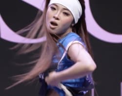 20歳の候補生、鍛えられた腹筋あらわ！スゴすぎるパフォーマンスに「あなたのダンスは自然に体が動く」HYBE審査員も興奮