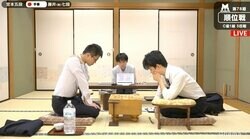 藤井聡太七段、5連勝に向けて対局中　居飛車 対 四間飛車の対抗形に／将棋・順位戦C級1組