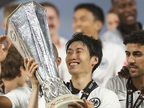クラブ史上初のEL制覇に貢献…フランクフルトの鎌田大地「人生で最高の時でした」