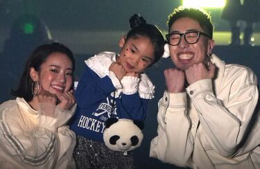 中町兄妹、大人気キッズインフルエンサーと3人で仲良く手繋ぎ