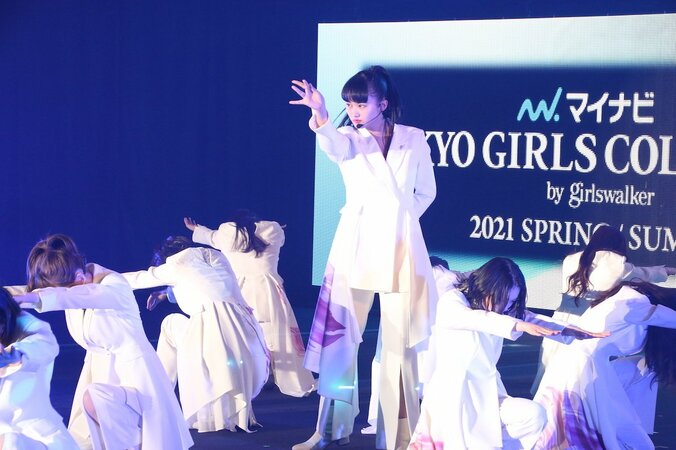櫻坂46、改名後初の『TGC』でミニライブ「本当にうれしいです！」 3枚目
