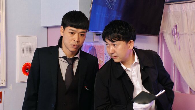 【写真・画像】真空ジェシカ川北×バッテリィズエース初タッグの新番組！“幽霊が見える刑事”と“毎回殺される幽霊”の即興ミステリーが開幕　4枚目