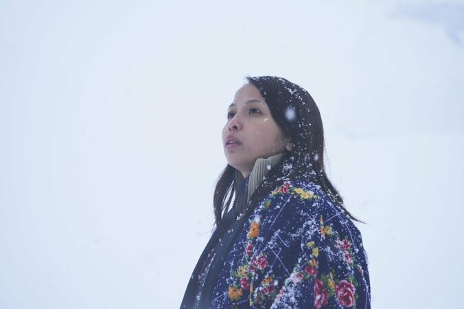 フィリピンで妻を300万円で買った男の末路とは…映画『愛しのアイリーン』衝撃の本予告編解禁 4枚目