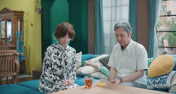 【写真・画像】“四股報道”の大御所俳優が夫婦で釈明ライブ配信 まさかの“事実”に世間から「脳が追いつかん」「好感度上がりました」「尊い」の反響  『バカンスの法則』第5話　2枚目