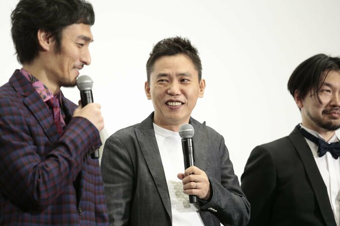 稲垣・草なぎ・香取「新しい地図」第1弾映画の完成に太田光も本音「3人がのびのびと演技するだけでジーンときた」 9枚目