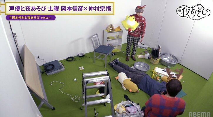 【写真・画像】岡本信彦＆仲村宗悟が“地獄のクリスマスパーティーでもん絶！突如始まった謎解きゲームに大盛り上がり　3枚目