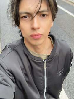  アレク、約17kg減量したことを報告「20年くらい前の体重に戻ったぞ！！」 