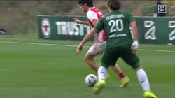 「レベルが違う」中村敬斗、華麗なターンで翻弄→DF2枚の間を通す絶妙スルーパス「上手すぎて何回もリプレイ」卓越テクで相手守備陣を切り裂いた瞬間