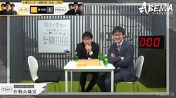 “大人の一手”に反応？山崎隆之九段が仲間の対局中に思わず口ずさんだメロディーに反響「自由すぎる」／将棋・ABEMAトーナメント2025