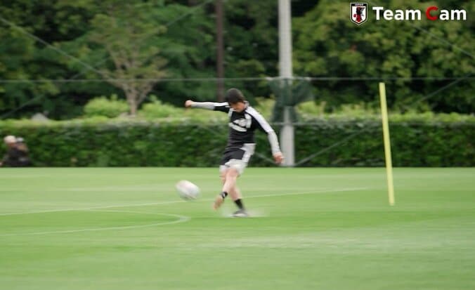 【写真・画像】【日本代表｜アイスランド戦の予想スタメン】遠藤航と伊東純也が先発濃厚！久保建英も「コンディション確認」か？吉田麻也は10分限定出場へ　1枚目