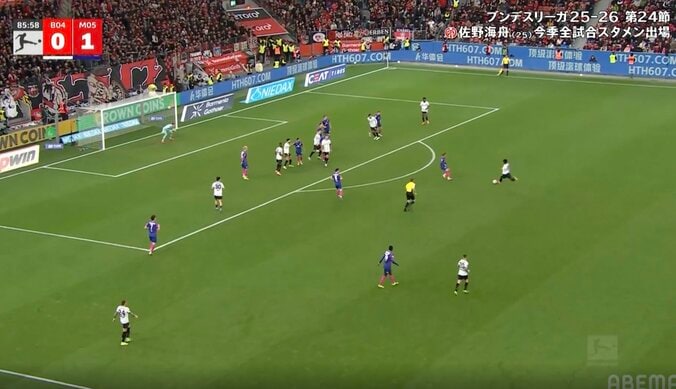 ウソでしょ…！？ 佐野海舟、まさかの“衝撃光景”「怖すぎる」「どっから出てきたん」1人だけ倍速スピードの“爆速プレス” 3枚目