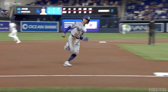 【写真・画像】大谷翔平、MLB最速弾を外野手が「見失った」 途中で方向転換→“あっという間に”スタンドイン「着弾地点が全然違う」驚きの声続出　1枚目