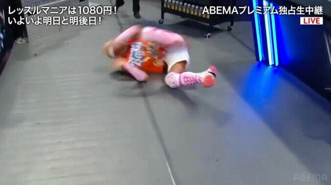 戸澤は惜しくもリングアウトに