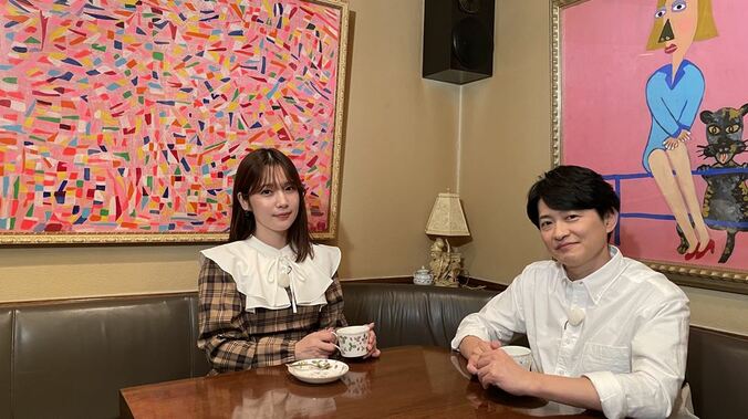 下野紘＆内田真礼が老舗レトロ喫茶でまったり！喫茶店マスターに⁉バリスタ体験も！『声優と夜あそび』 1枚目