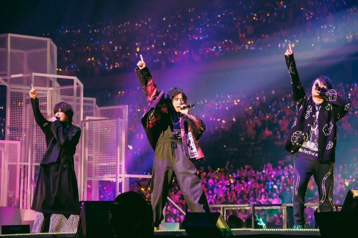 「ラップってたのC！」『ヒプノシスマイク』総勢20名のキャストが出演した9thライブに熱狂の嵐！異なるセットリストで2日間合計37曲を披露！