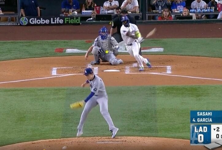 【写真・画像】なんだこれは…？ 佐々木朗希、ベース直前で急落下する“魔球”「これがあったか！」「なぜ使わなかった」 キレキレのスライダーに“マン振り三振”　1枚目