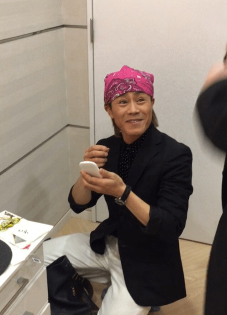 ものまねSMAPの楽屋に密着 「偽物やるのも大変」