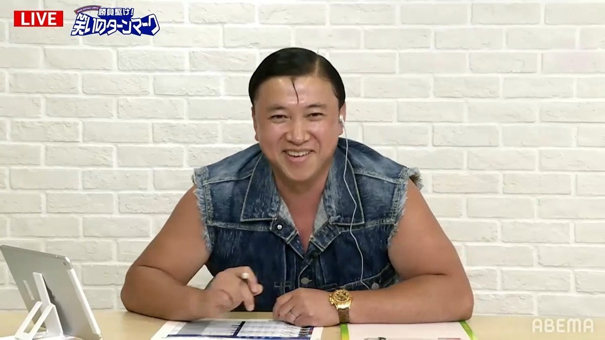 金色に輝く腕時計はワイルドな648万円！スギちゃんが驚きの最高年収を