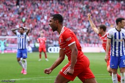 最年長ゴール＆7年連続2桁得点！　ブンデスリーガの記念すべきゴール