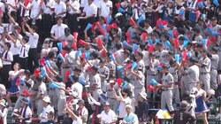 慶応、103年ぶり準決勝進出に超満員のアルプススタンドが歓喜！迫力の大応援団に「圧がスゴイ」