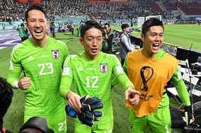 【日本代表レビュー10】権田修一がJリーガーに告ぐ。｢スピードを上げなければ差が開く｣という金言