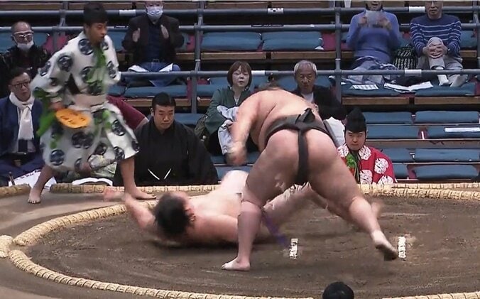 【写真・画像】　1枚目