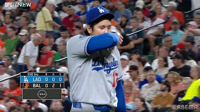 【写真・画像】大谷翔平が「自分で拾いにいく」まさかのプレー　直後投球内容も“激変”…スイッチ入れた瞬間に「ここで怒りました」　1枚目