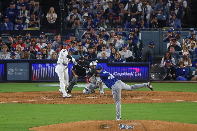【写真・画像】なんで…！？ 大谷翔平に「絶望しかない」“悪球打ち”豪快弾→被弾した投手のリアクションが話題に「呆然」「止まった…」　1枚目