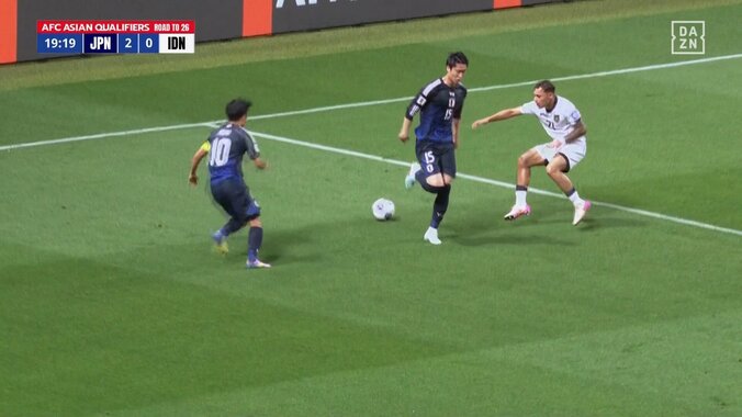 【映像】鎌田の極上ヒールパス→久保ダブルタッチショット炸裂