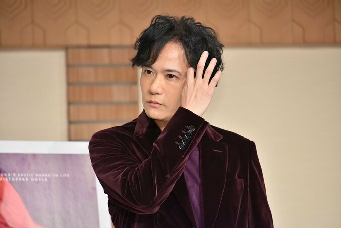 稲垣吾郎&二階堂ふみ、手塚治虫原作のアダルトコミック『ばるぼら』に挑む！2019年公開 4枚目