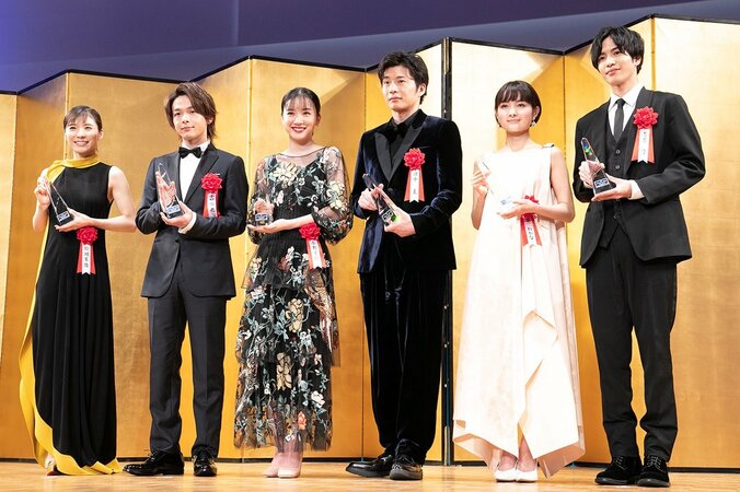 中村倫也、後輩・菅田将暉の祝辞に感激　「もっと言って」とリクエスト 6枚目