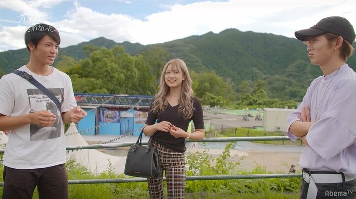 「話してる間だけ手をつなごう」ももをデートに誘ったはずがめるるへ…かいせいの行動に横澤夏子らMC陣も困惑 『オオカミくん』新シリーズ