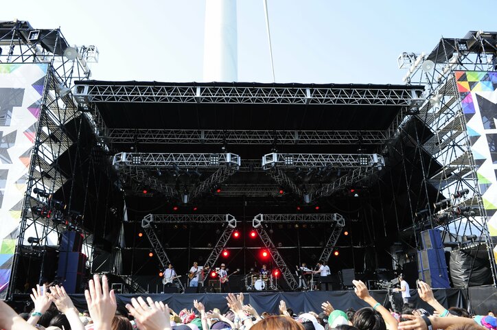 星野源、くるり、[Alexandros]らが新木場を彩った1日　ライブ写真とセットリストを公開【メトロック2016 東京開催day2】