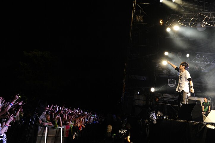 ゲスの極み乙女。、サカナ、THE BAWDIESらにオーディエンス歓喜 ライブ写真とセットリストを公開【メトロック2016 東京開催day1】