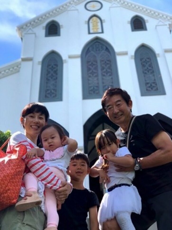 東尾理子、家族旅行で感慨深かった事「どこに行っても仲良く一緒」