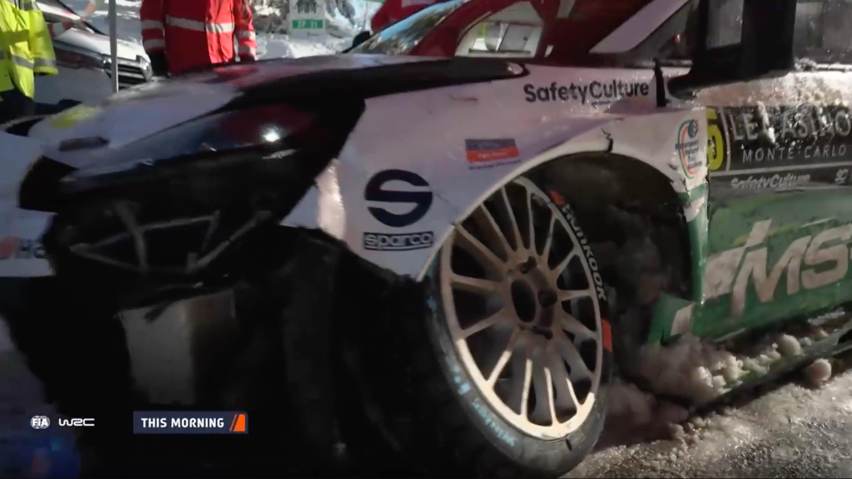 【写真・画像】車が「近い近い」日本人ラリードライバー、“超接近ターン”に実況興奮「かなりギリギリのところを」攻めた紙一重の瞬間 1枚目